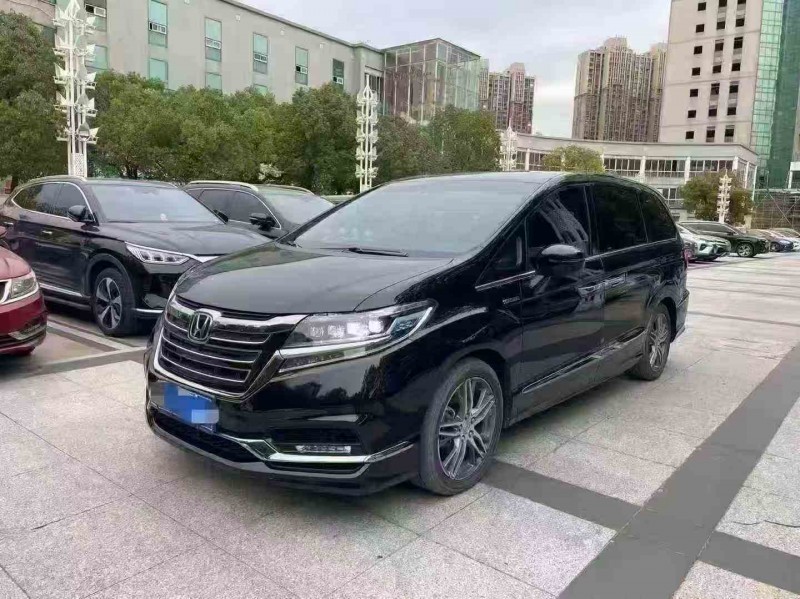 苏州21年本田艾力绅2