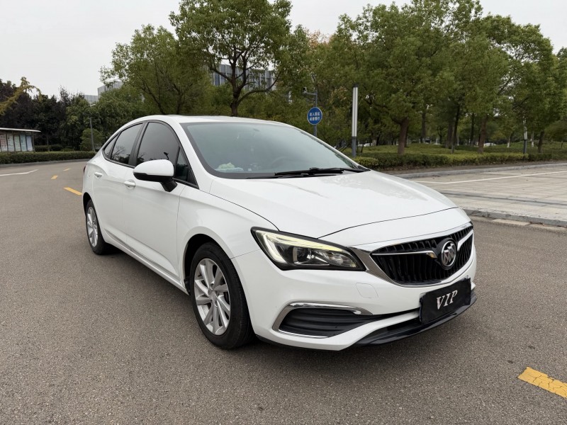 盐城18年别克威朗3