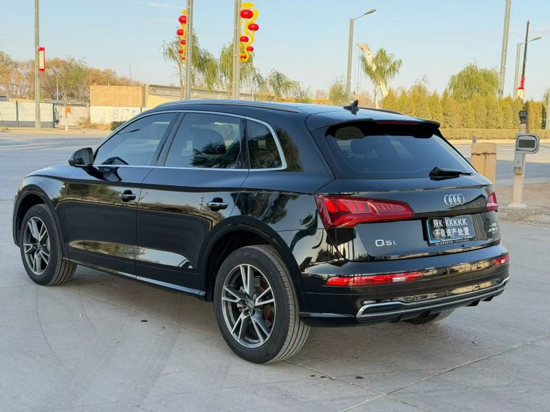 榆林18年奥迪Q58