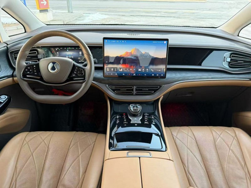 榆林23年腾势D95