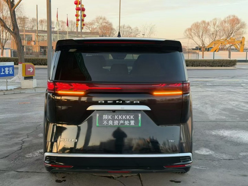 榆林23年腾势D99