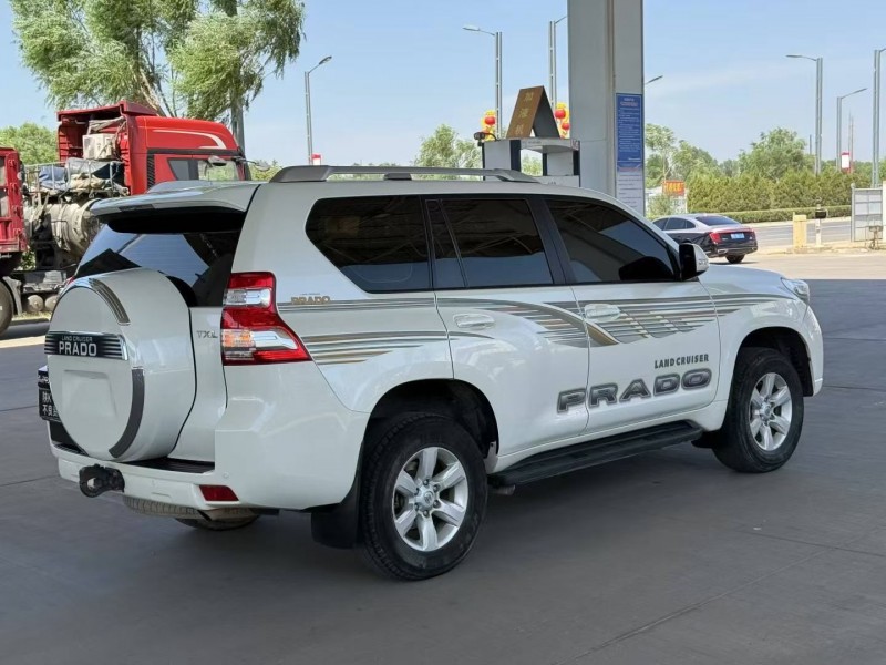 榆林14年丰田普拉多7