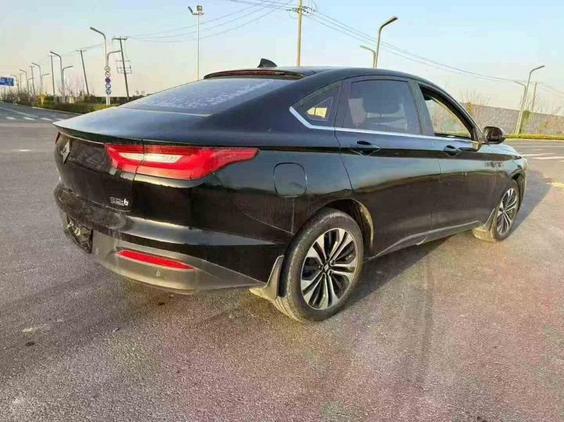 无锡20年宝骏RC68