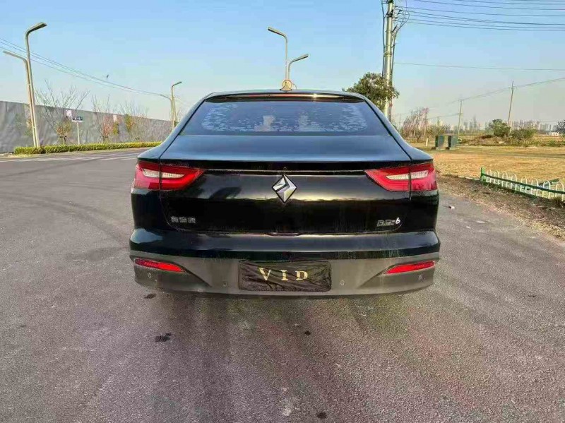 无锡20年宝骏RC69