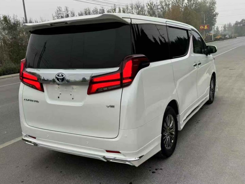 滨州17年丰田埃尔法5