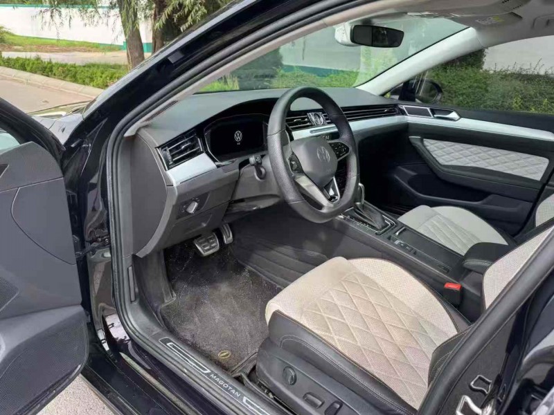 滨州23年大众迈腾8