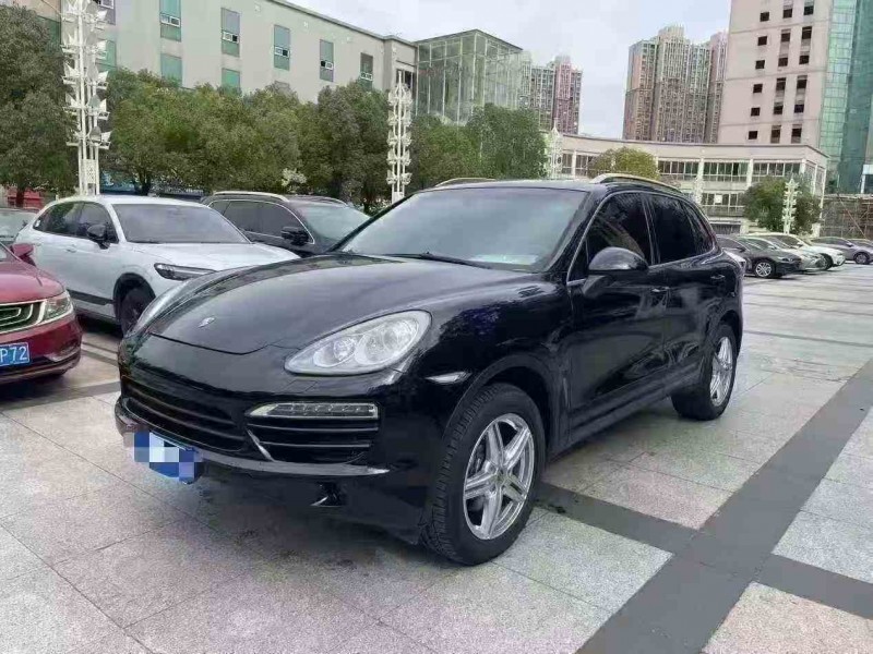 徐州14年保时捷卡宴3