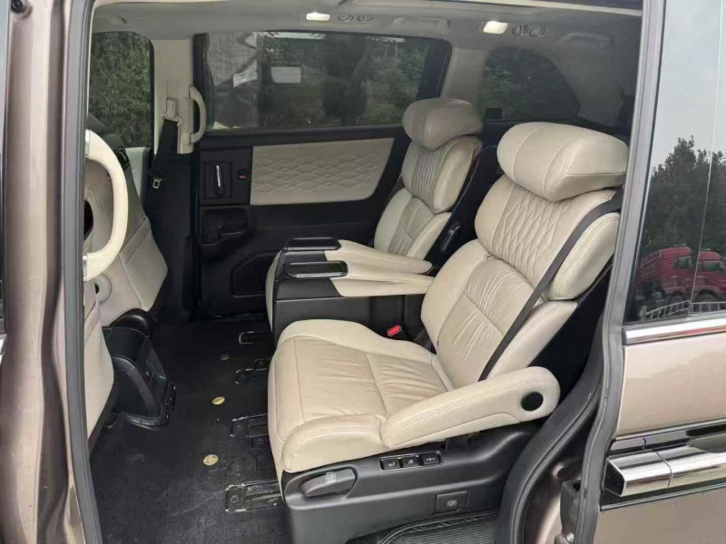 滨州22年本田艾力绅8