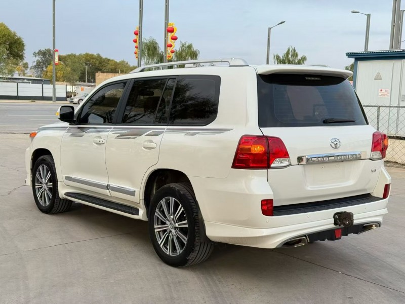 榆林16年丰田兰德酷路泽8