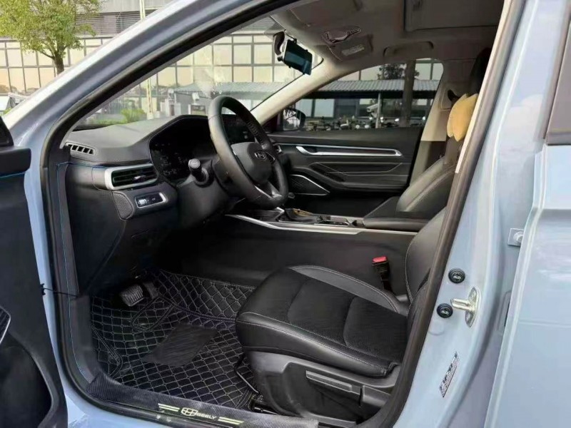 东莞23年吉利帝豪4