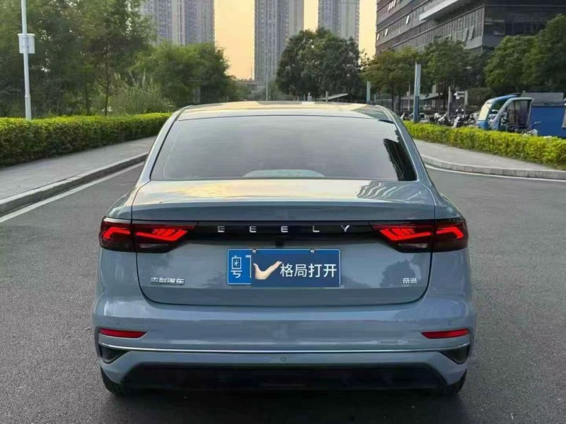 东莞23年吉利帝豪9