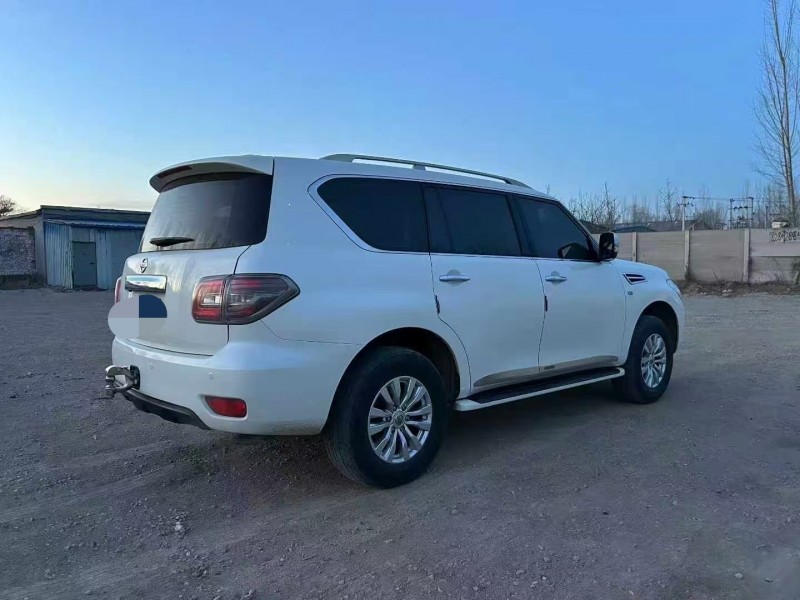 保定20年日产途乐4