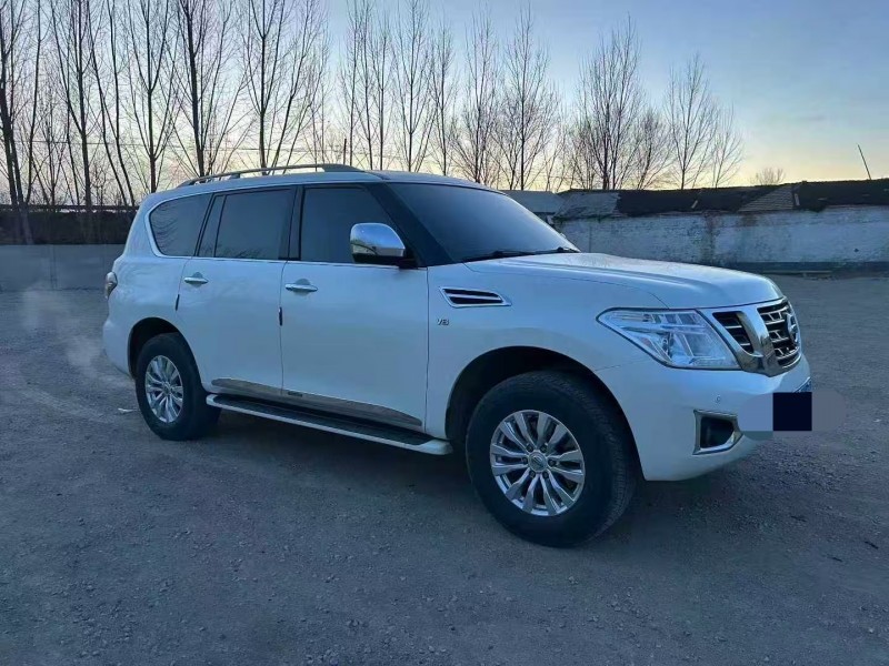 保定20年日产途乐5