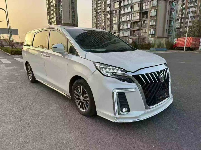 连云港22年别克GL83