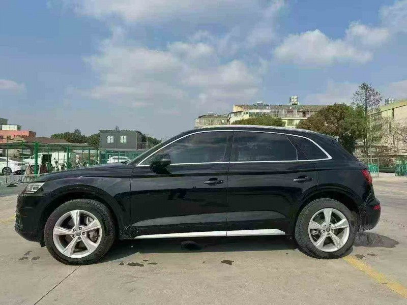 温州21年奥迪Q58