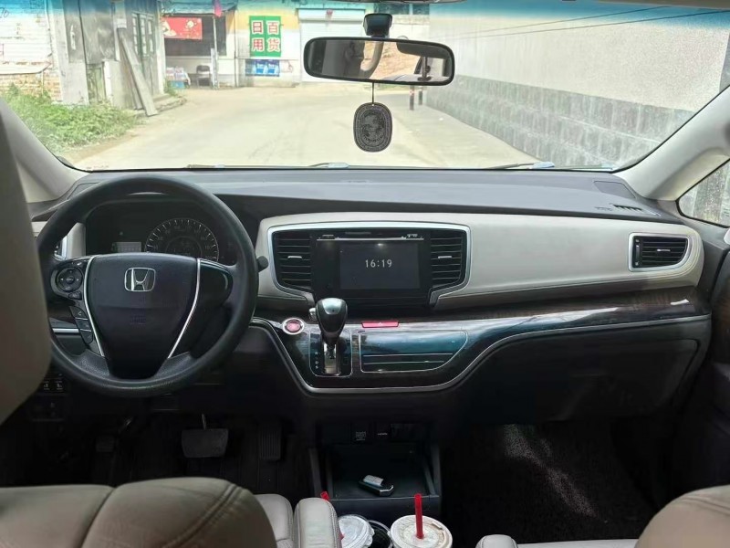 保定17年本田奥德赛5