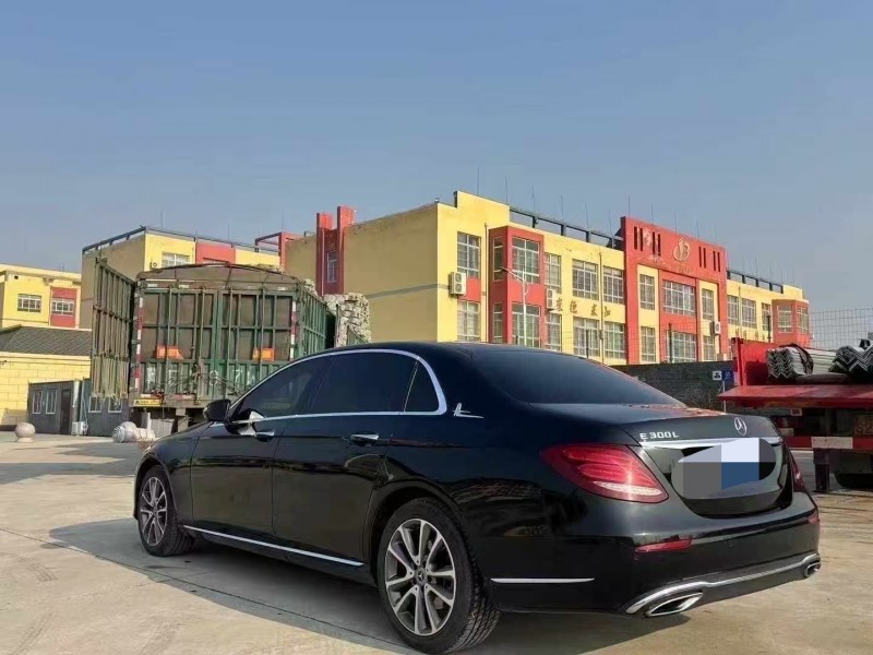 保定18年奔驰E7