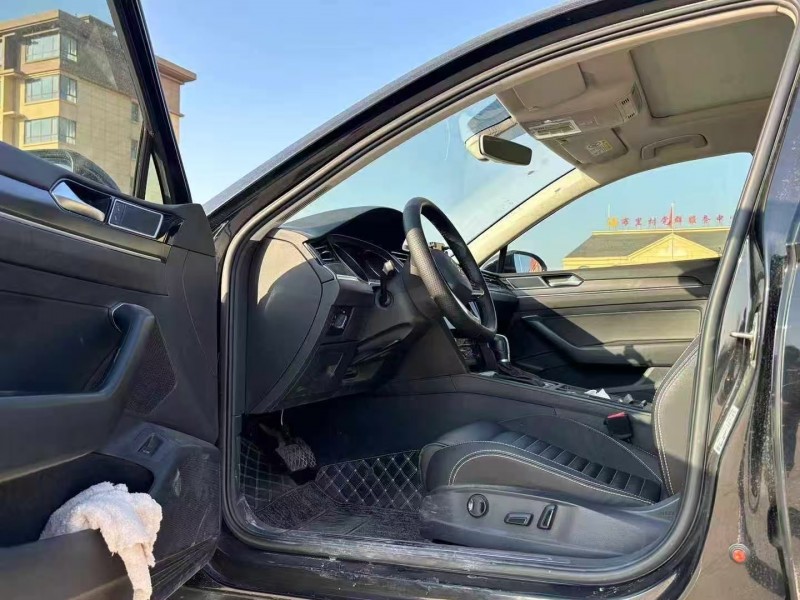 保定21年大众迈腾3