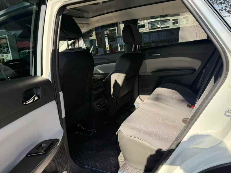 贵阳25年启辰VX65