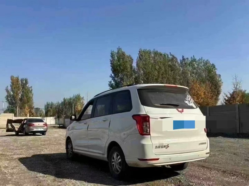 保定22年五菱汽车宏光7