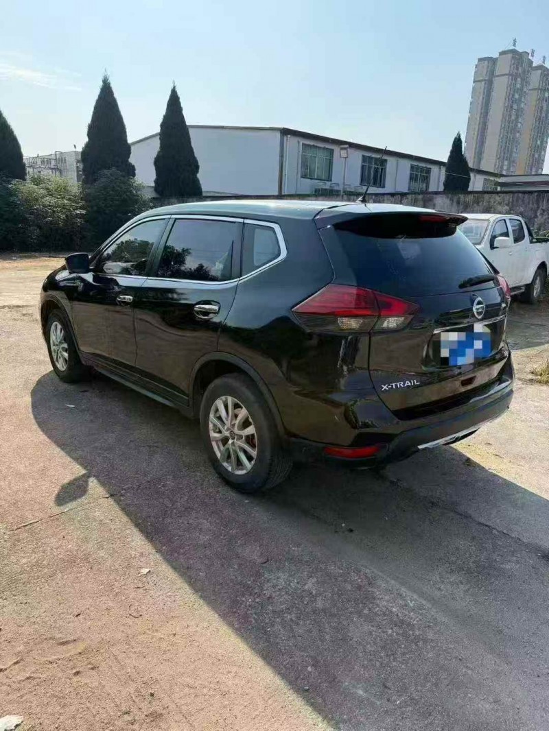 深圳21年日产奇骏7