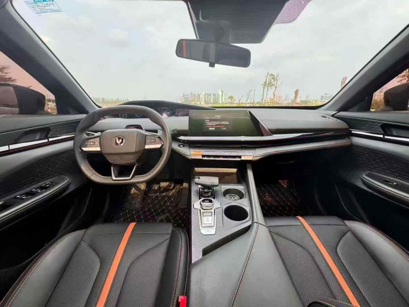 深圳24年长安汽车UNI7