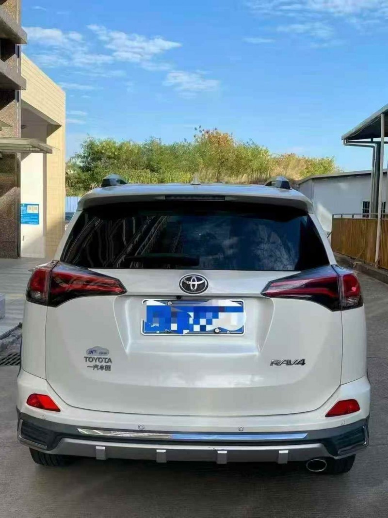 株洲18年丰田RAV4荣放8