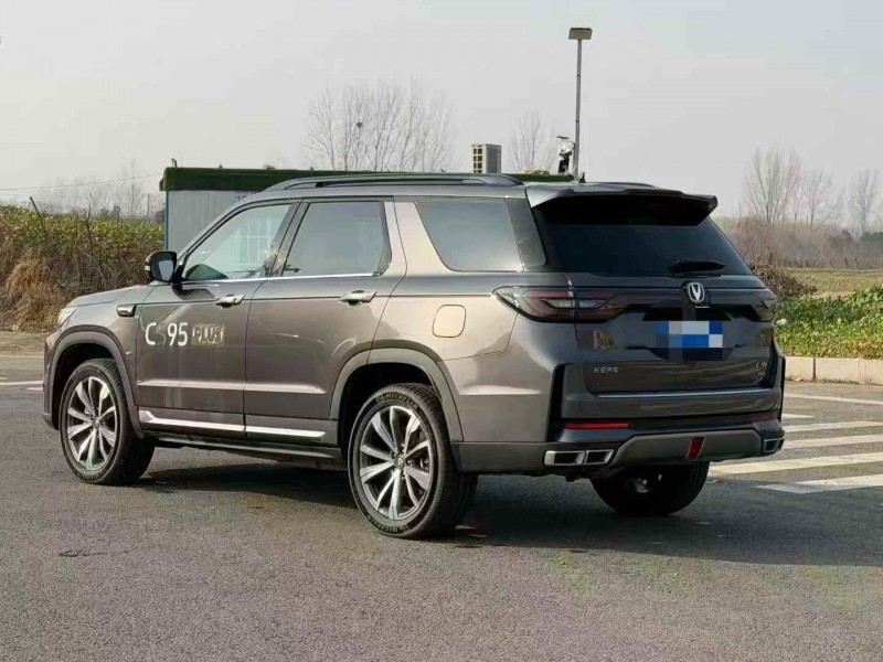 洛阳23年长安汽车CS957