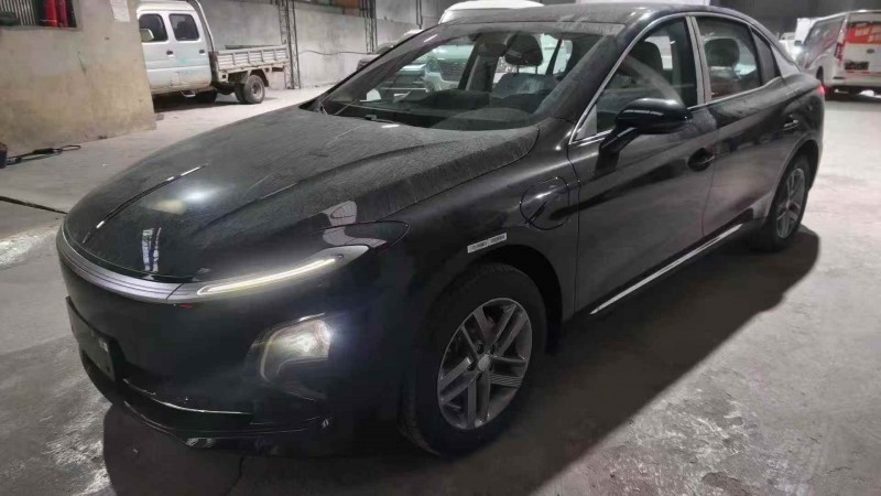 六盘水25年红旗E-QM53