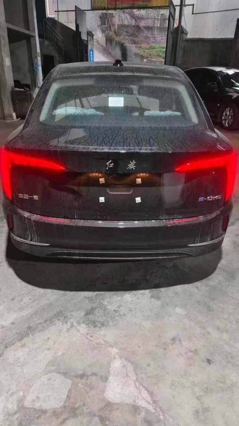 六盘水25年红旗E-QM58