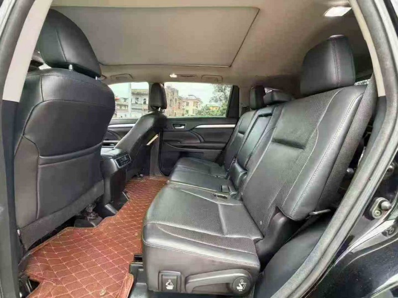 珠海21年丰田汉兰达5