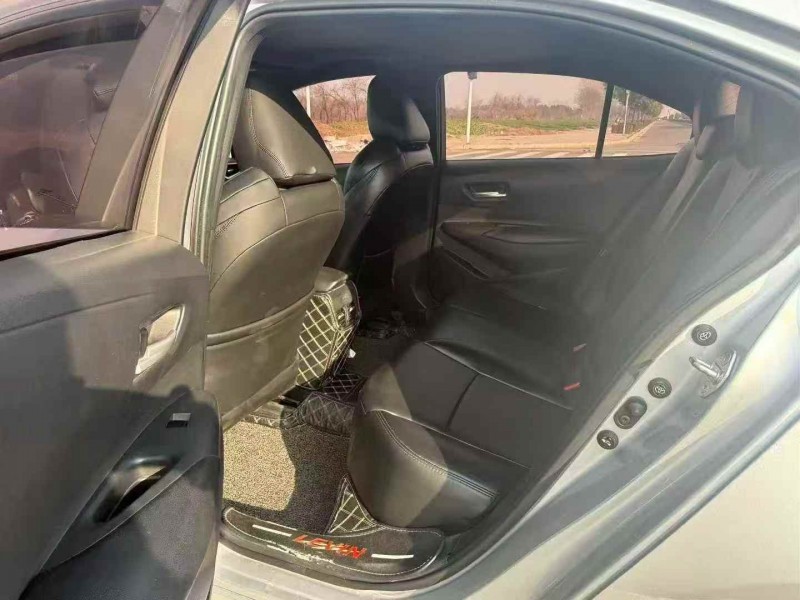 郑州22年丰田雷凌4