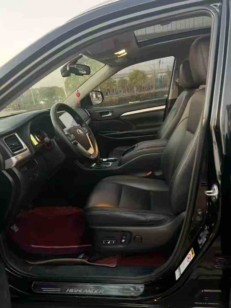 北海17年丰田汉兰达6