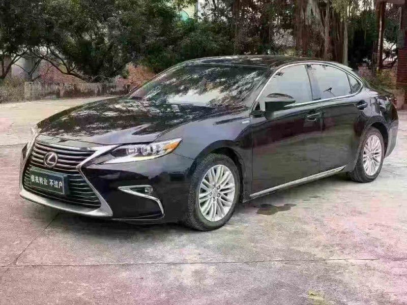 湛江16年雷克萨斯ES2
