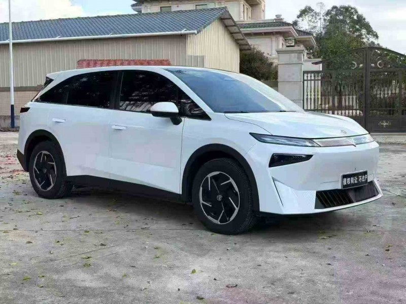 湛江24年启辰VX63