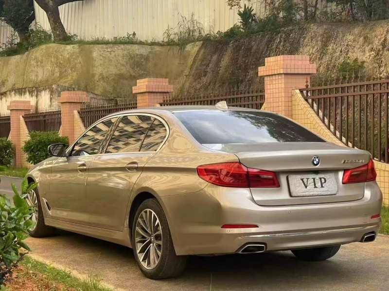 东莞20年宝马5系8