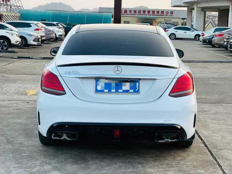 东莞19年奔驰C8