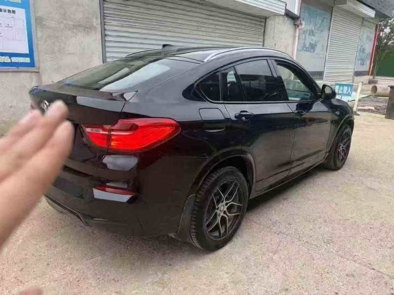 汕头18年宝马X48