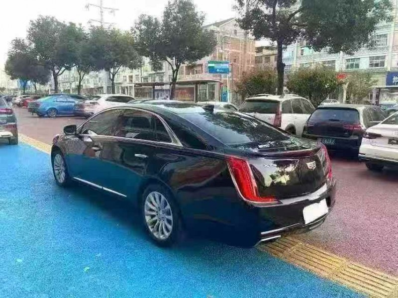 新余19年凯迪拉克XTS7