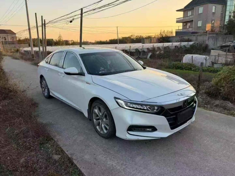 衢州20年本田雅阁2