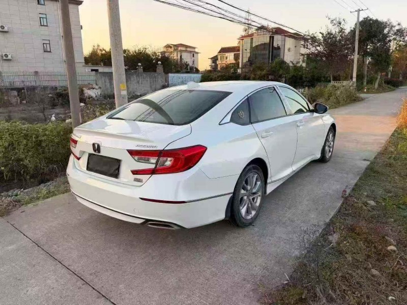 衢州20年本田雅阁8