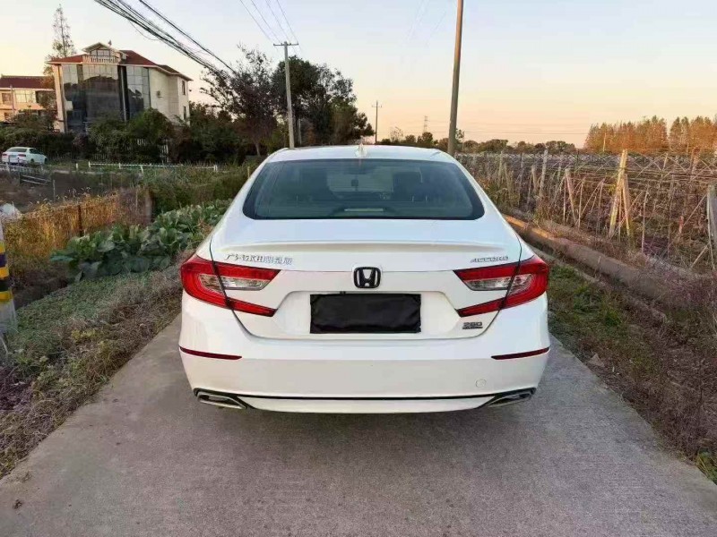 衢州20年本田雅阁9