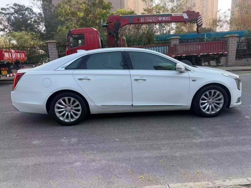 马鞍山18年凯迪拉克XTS8