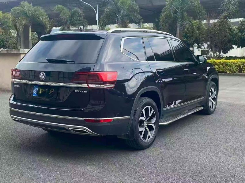 珠海19年大众途昂8