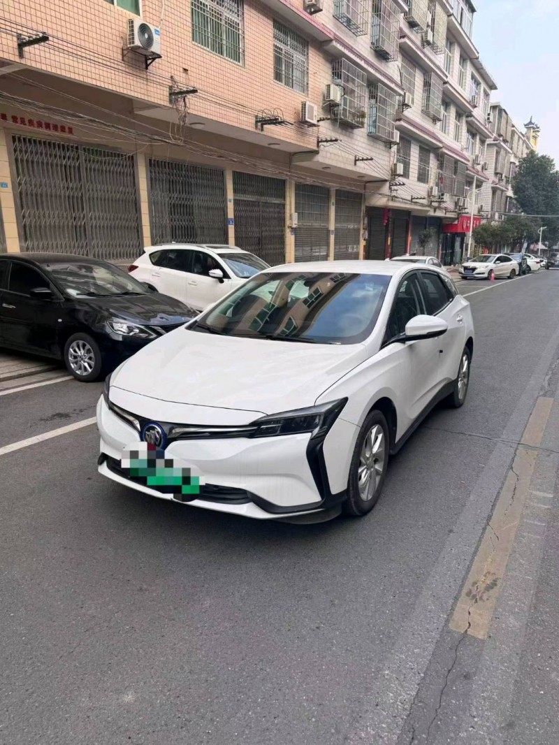 长沙24年别克微蓝3