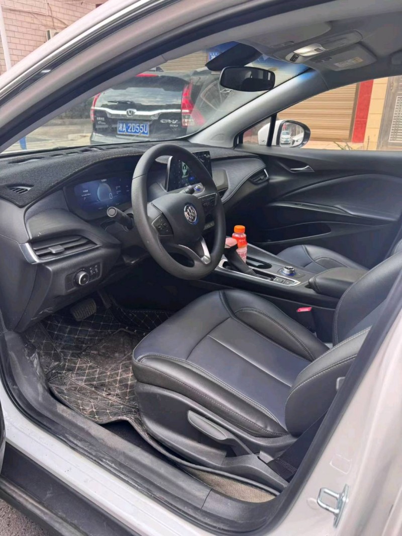 长沙24年别克微蓝4