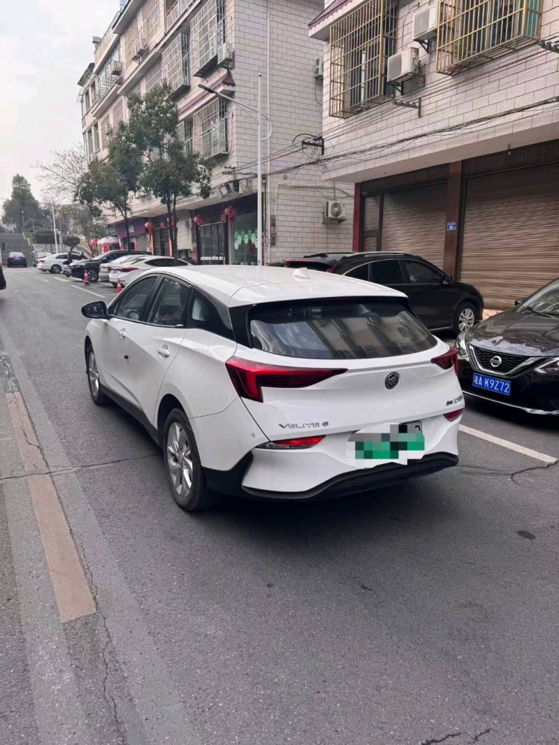 长沙24年别克微蓝9