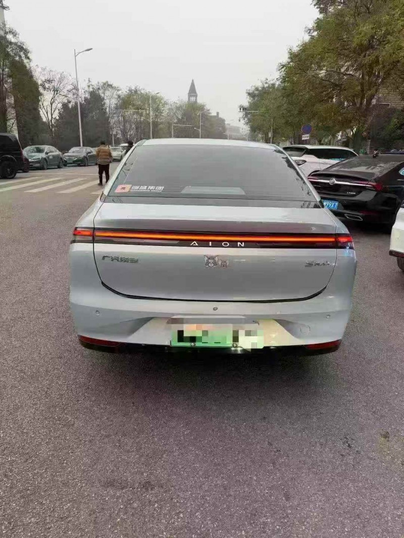 贵阳24年传祺埃安S2