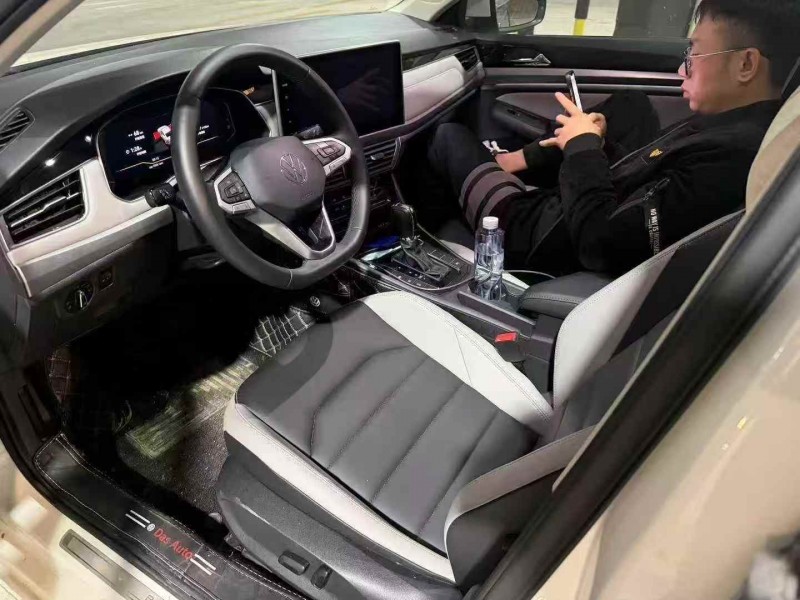 钦州24年大众宝来3