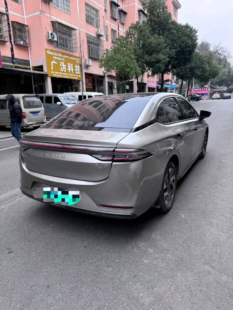 长沙23年传祺埃安 PLUS7